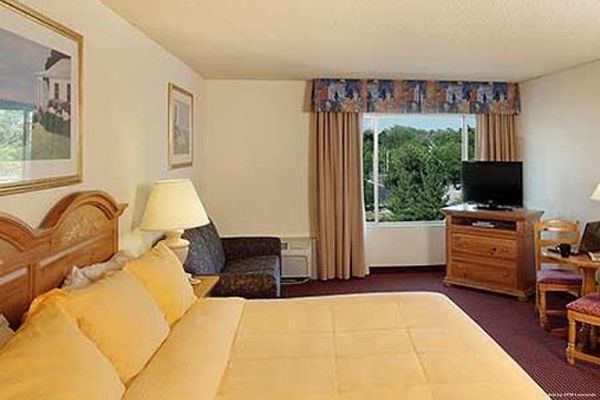 Hotel Harbor Shores on Lake Geneva
